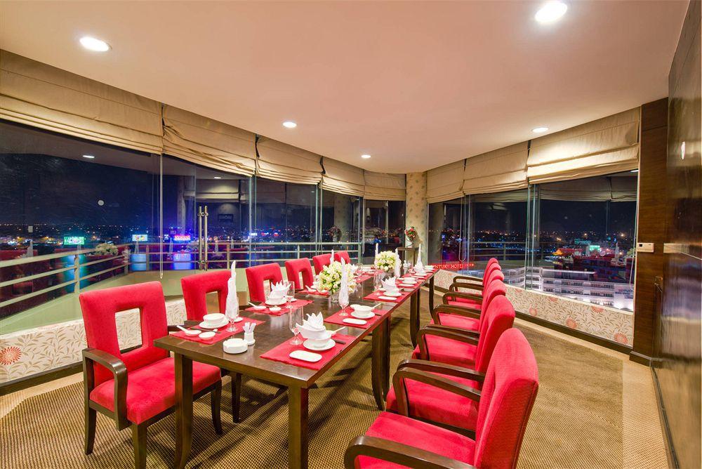 Muong Thanh Holiday Hue Hotel Exterior foto