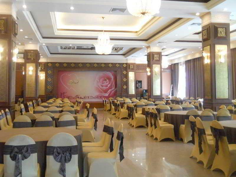 Muong Thanh Holiday Hue Hotel Exterior foto