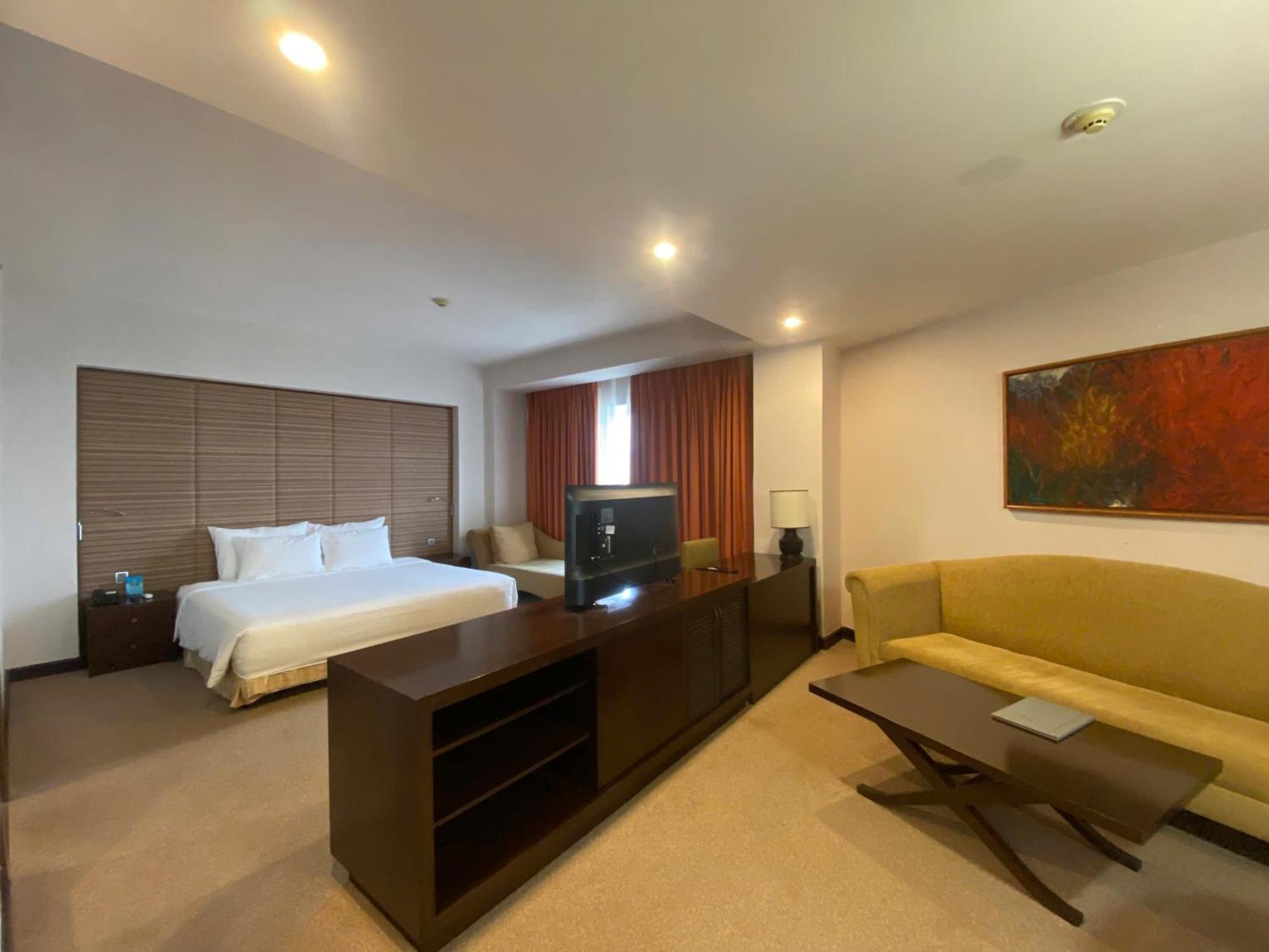 Muong Thanh Holiday Hue Hotel Zimmer foto