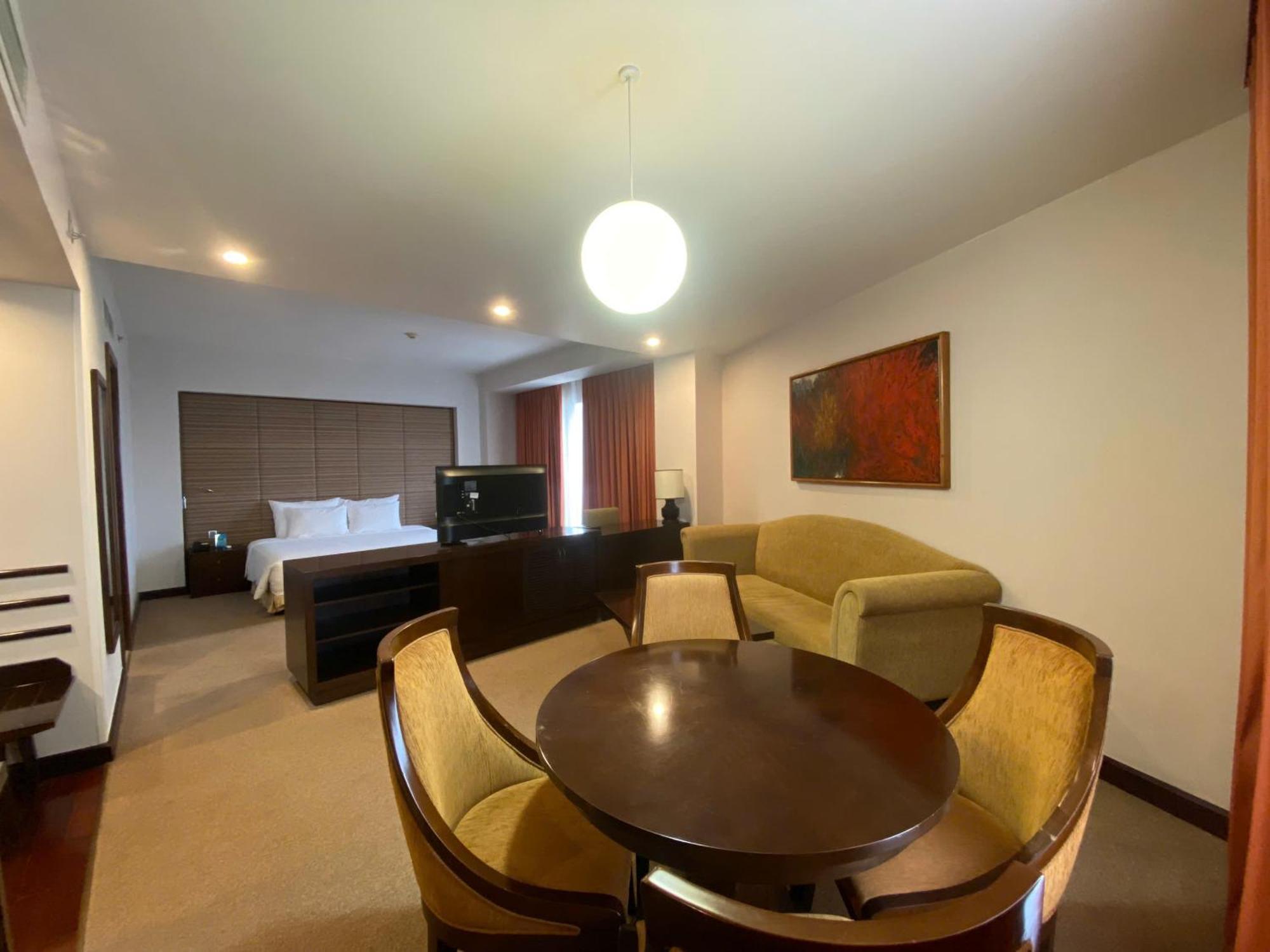 Muong Thanh Holiday Hue Hotel Zimmer foto