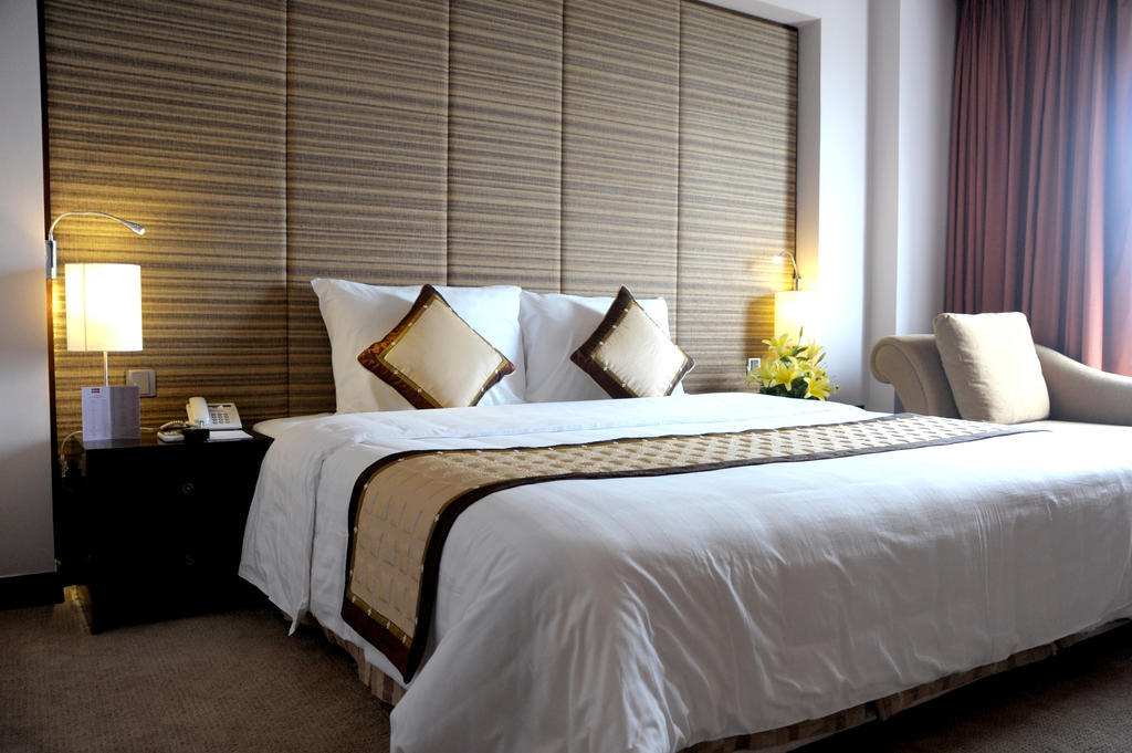 Muong Thanh Holiday Hue Hotel Exterior foto