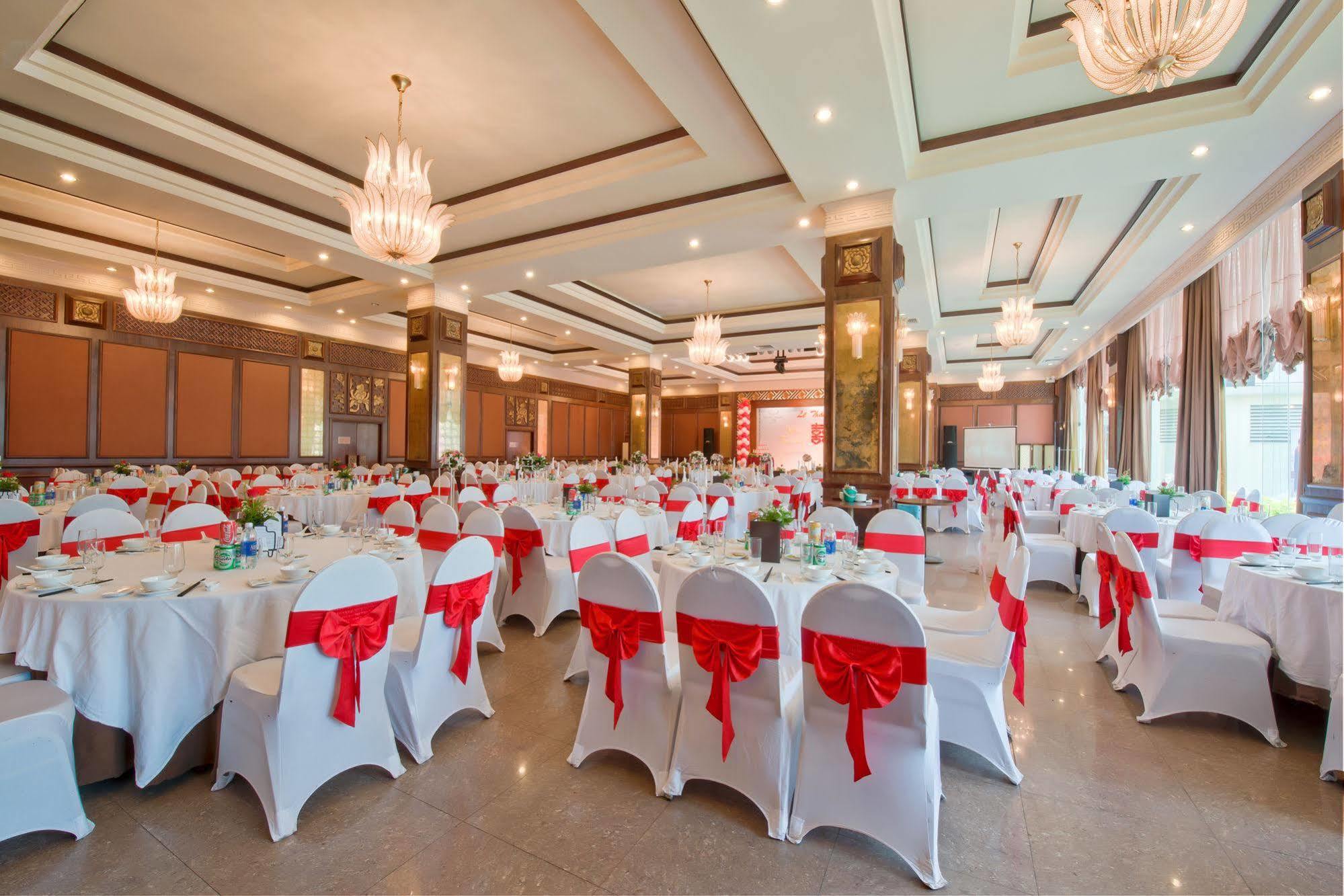 Muong Thanh Holiday Hue Hotel Exterior foto